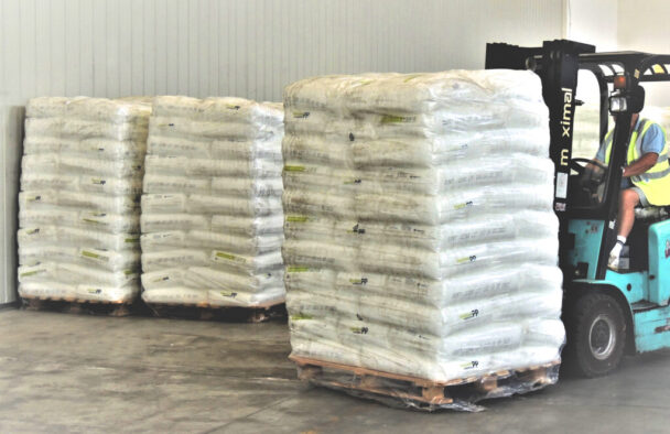 Distribuzione e commercializzazione materie plastiche